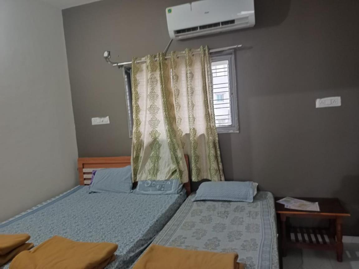 Honest Deluxe Room Garudeshwar Exterior foto